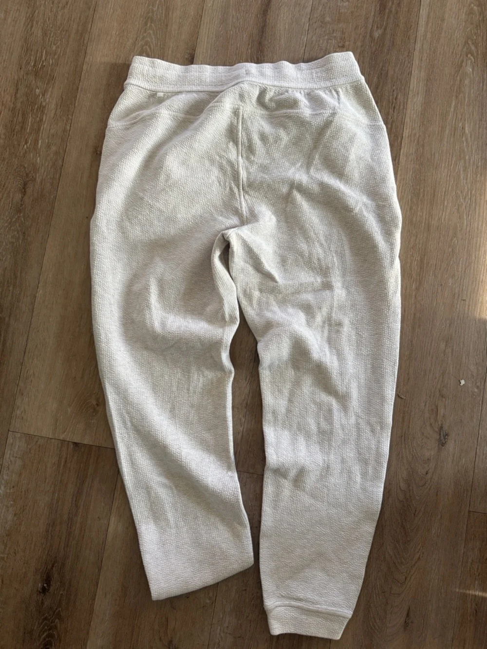 Lululemon jogger - Picture 2 of 3